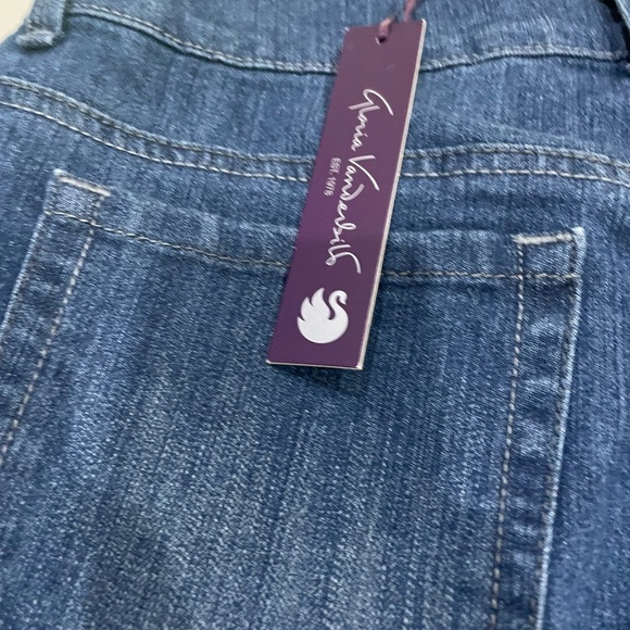 Gloria Vanderbilt Jeans Size 14. Classic Fit, Tapered Leg, Mid-Rise. NWT! - Picture 8 of 9